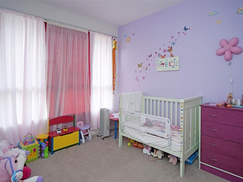 99 McAuley Parade, Pacific Pines QLD 4211