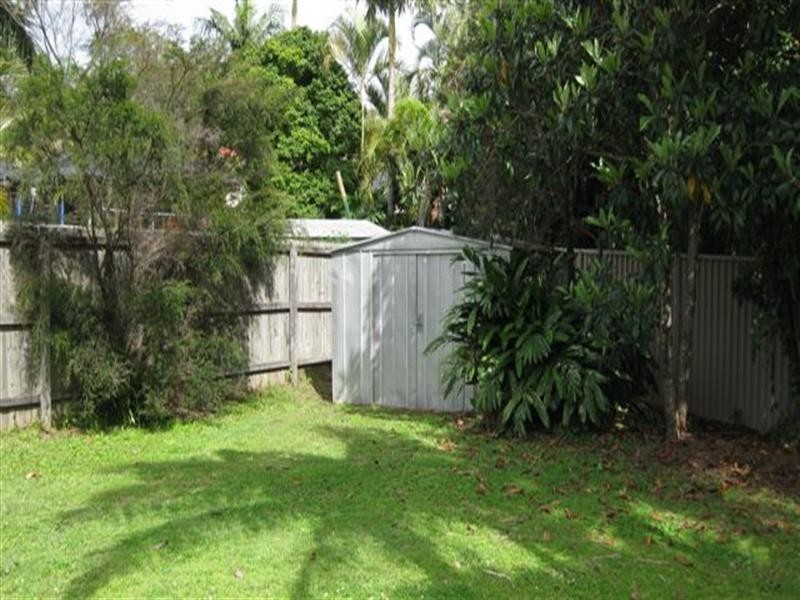 8 Pambula Court, Helensvale QLD 4212