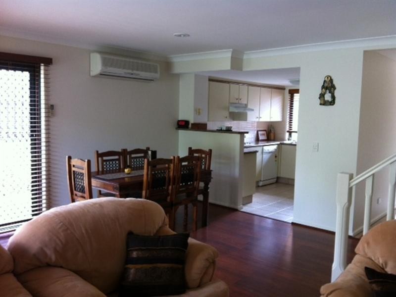 8/19 Doyalson Place, Helensvale QLD 4212