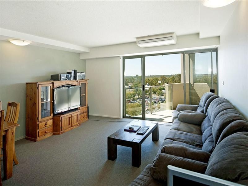 111 Lindfield Road HELENSVALE Central, Helensvale QLD 4212