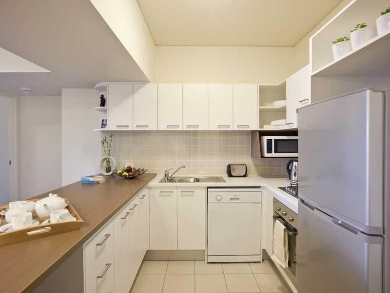 111 Lindfield Road HELENSVALE Central, Helensvale QLD 4212