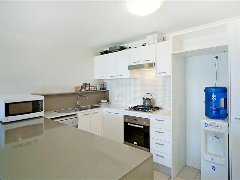 111 Lindfield Road HELENSVALE Central, Helensvale QLD 4212