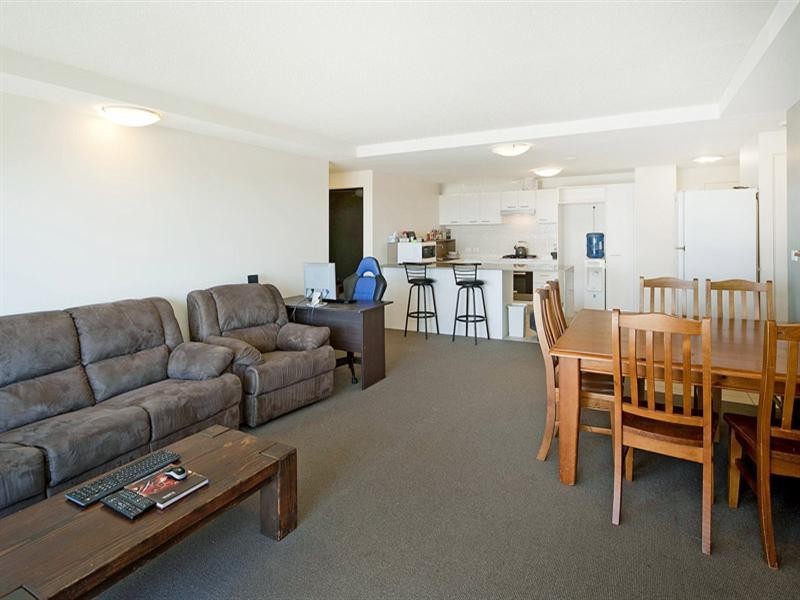 111 Lindfield Road HELENSVALE Central, Helensvale QLD 4212