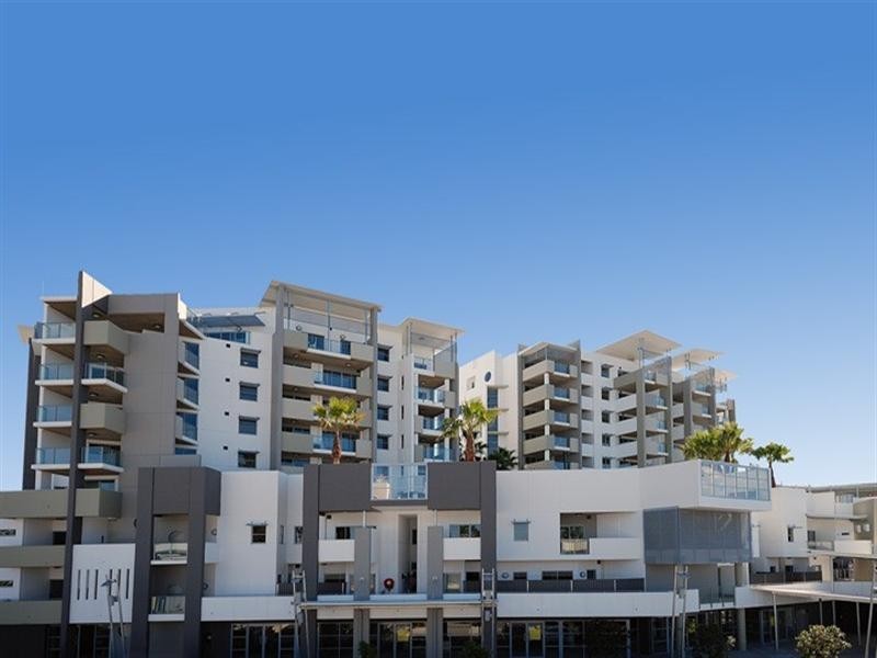 111 Lindfield Road HELENSVALE Central, Helensvale QLD 4212