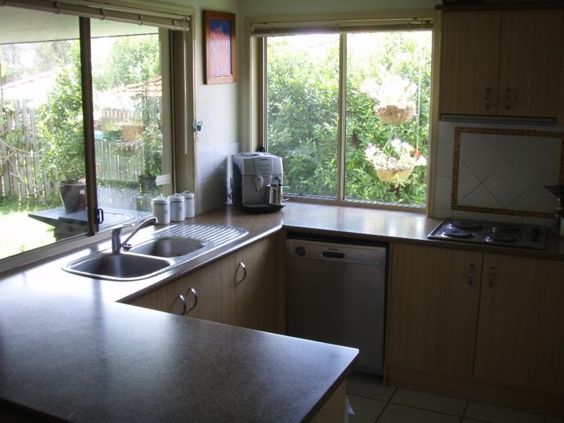 5 Greensborough Crescent, Parkwood QLD 4214