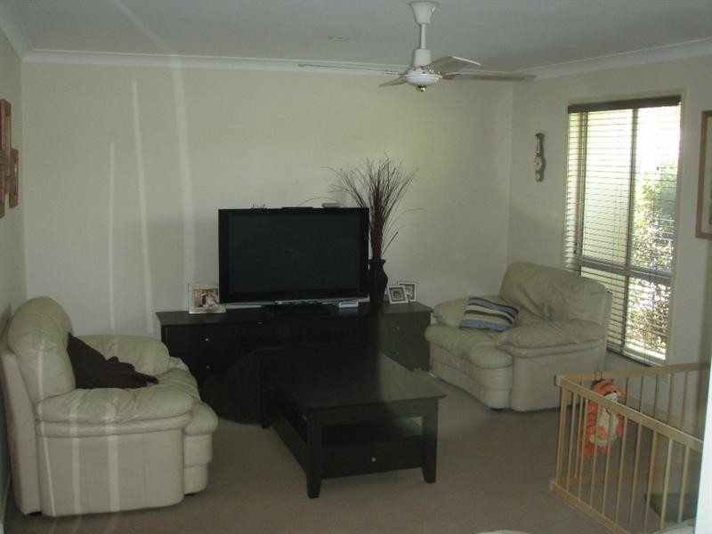 5 Greensborough Crescent, Parkwood QLD 4214