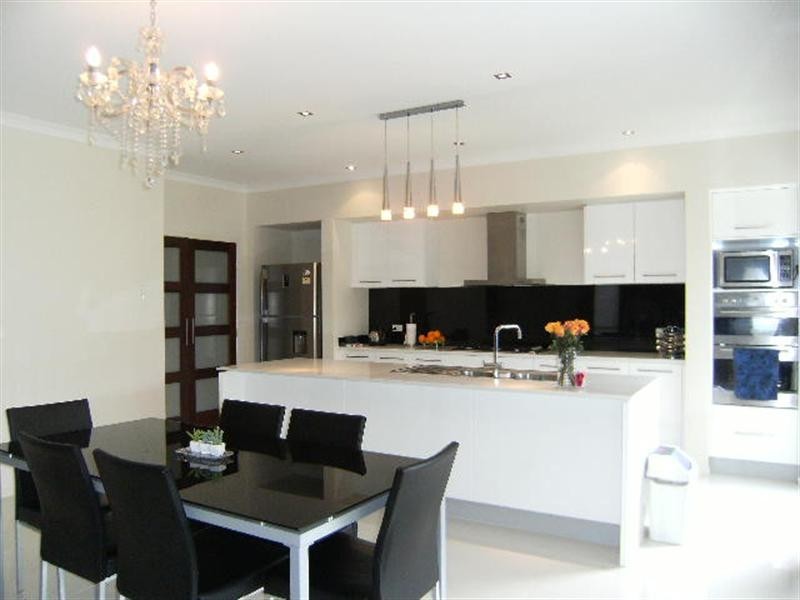 22 Willunga Street, Pacific Pines QLD 4211