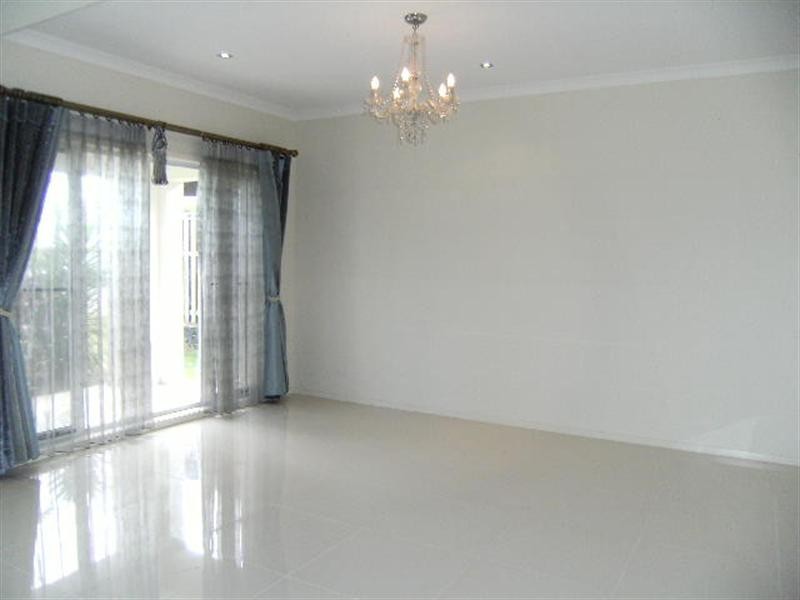 22 Willunga Street, Pacific Pines QLD 4211