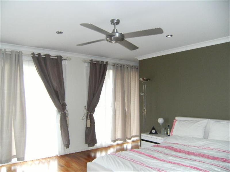 22 Willunga Street, Pacific Pines QLD 4211