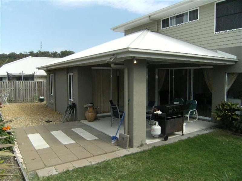 22 Willunga Street, Pacific Pines QLD 4211