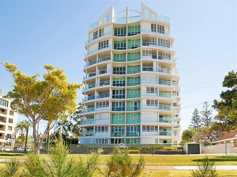 5/242 Marine Parade, Labrador QLD 4215