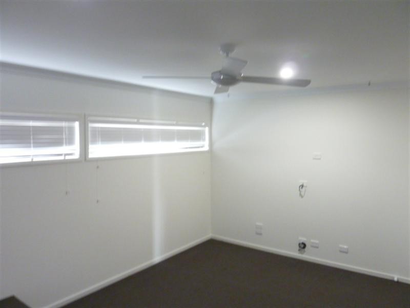 15 Buchanan Circuit, Oxenford QLD 4210