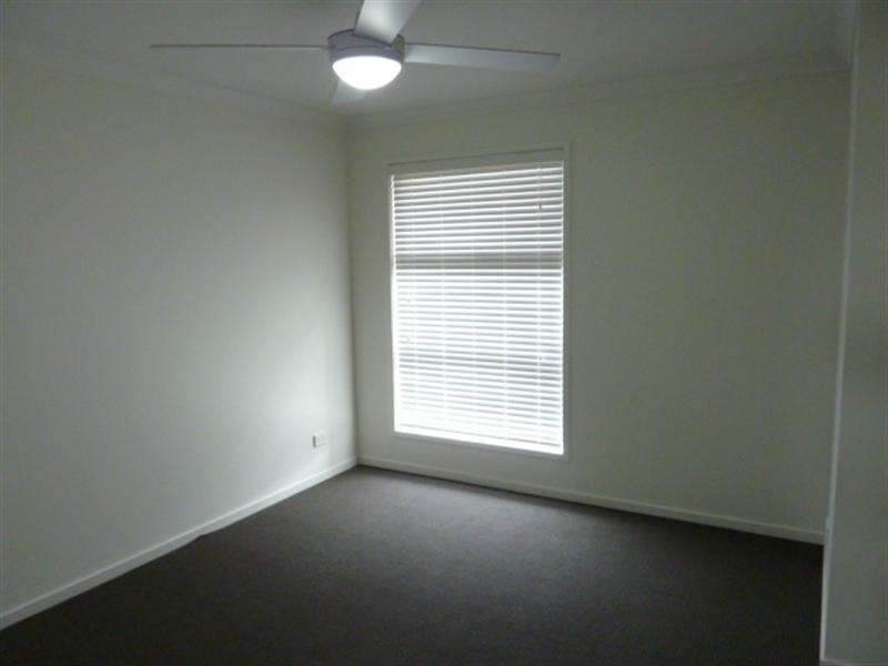 15 Buchanan Circuit, Oxenford QLD 4210