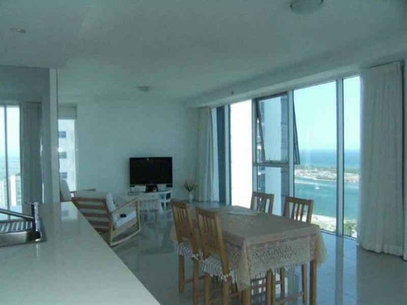 23501/5 Lawson Street, Southport QLD 4215