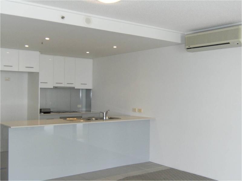 132/105 Scarborough Street, Southport QLD 4215