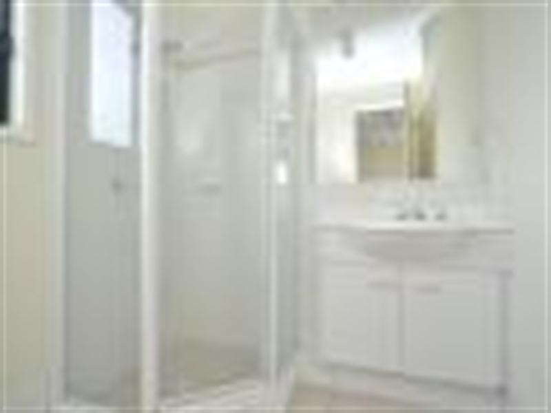 52 Marble Arch Place, Arundel QLD 4214