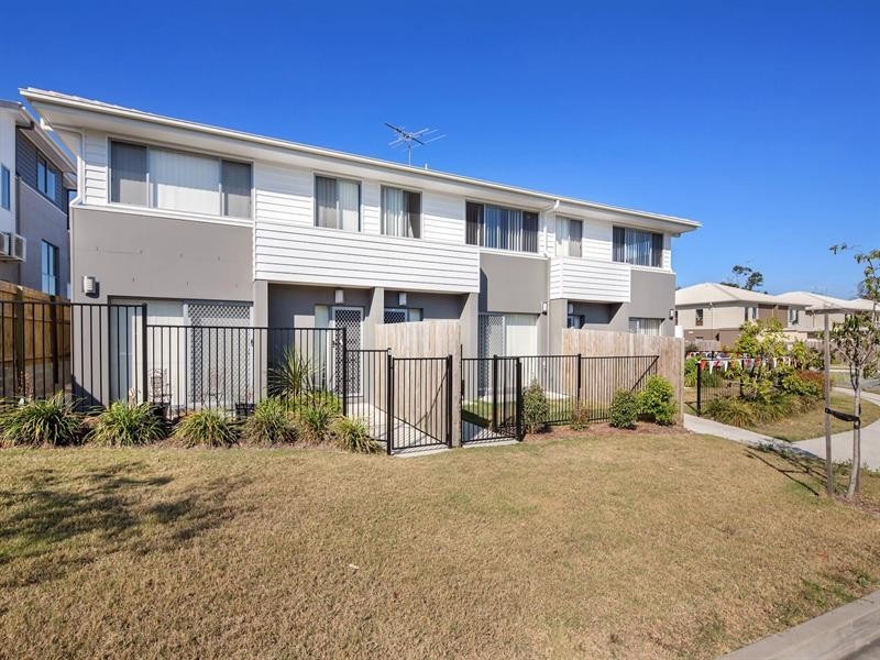 17/7 Bedford Road, Pimpama QLD 4209