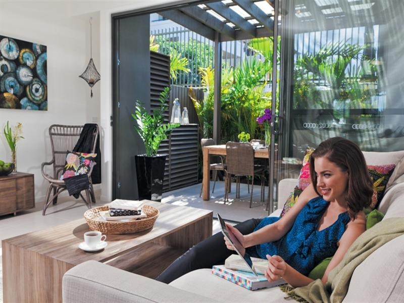 2 The Garden Way, Robina QLD 4226