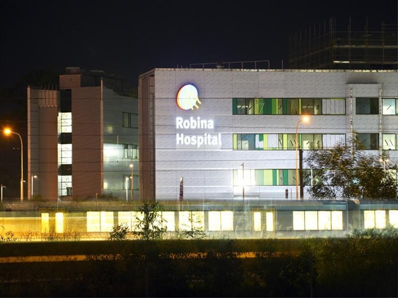 2 The Garden Way, Robina QLD 4226