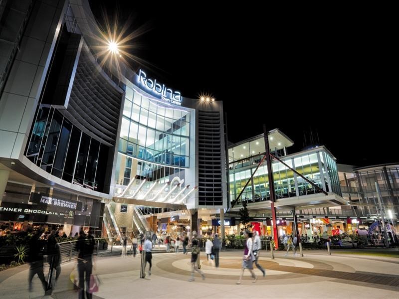 2 The Garden Way, Robina QLD 4226