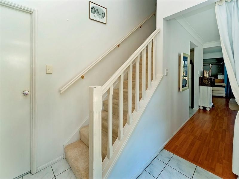 1052/6 Crestridge Crescent, Oxenford QLD 4210