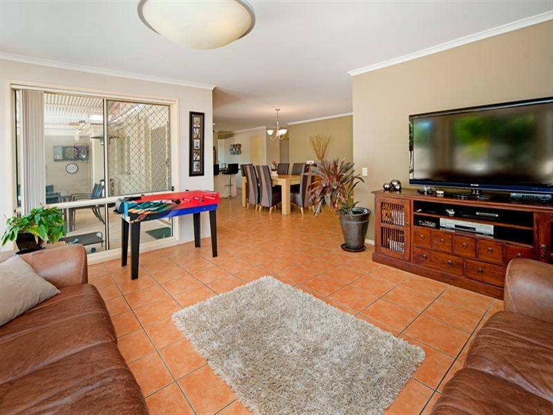 11 Ferricks Court, Upper Coomera QLD 4209