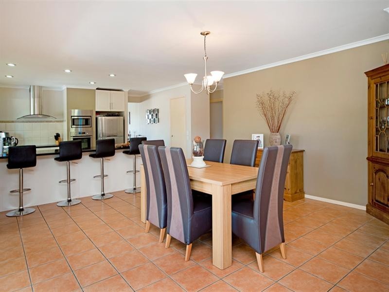 11 Ferricks Court, Upper Coomera QLD 4209