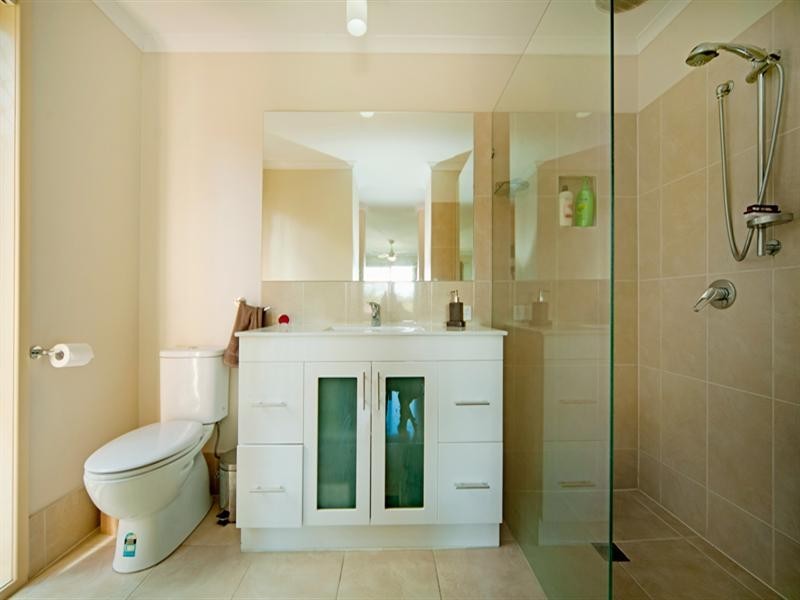 11 Ferricks Court, Upper Coomera QLD 4209