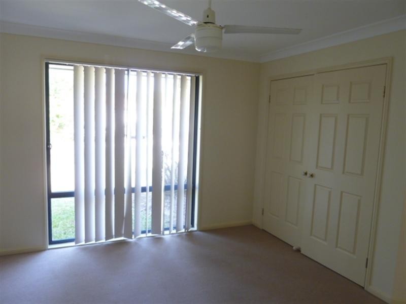 33A Serafina Drive, Helensvale QLD 4212