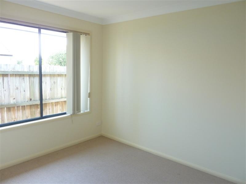 33A Serafina Drive, Helensvale QLD 4212