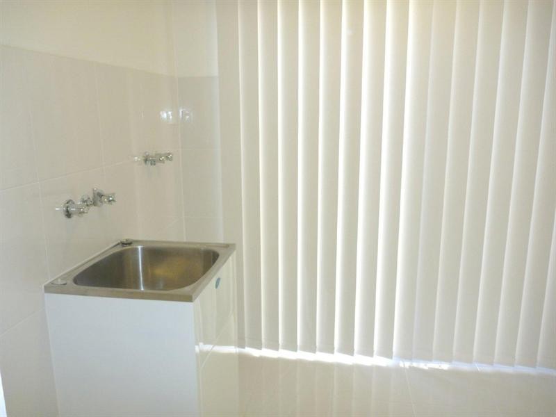 24 Rise Circuit, Pacific Pines QLD 4211
