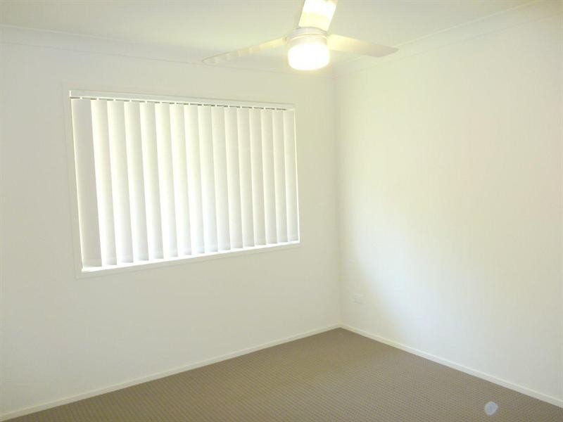 24 Rise Circuit, Pacific Pines QLD 4211