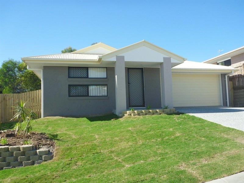 28 Rise Circuit, Pacific Pines QLD 4211