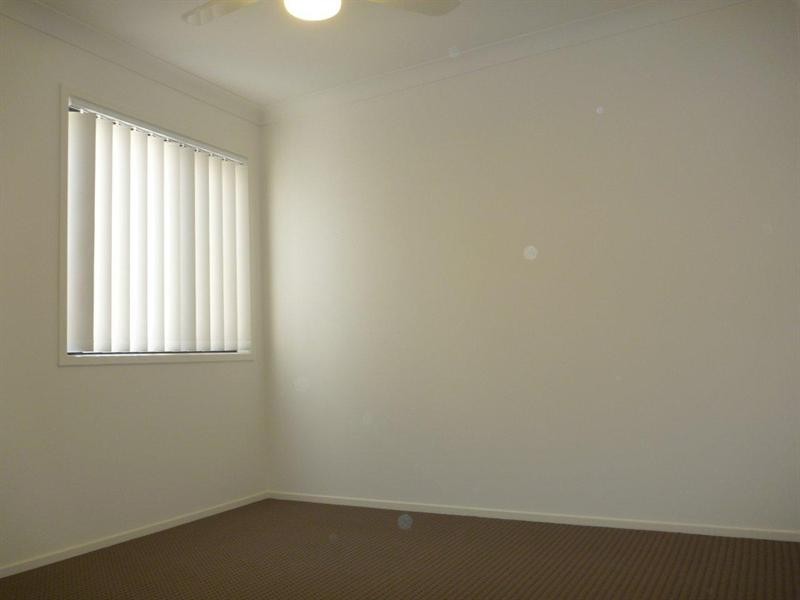 28 Rise Circuit, Pacific Pines QLD 4211