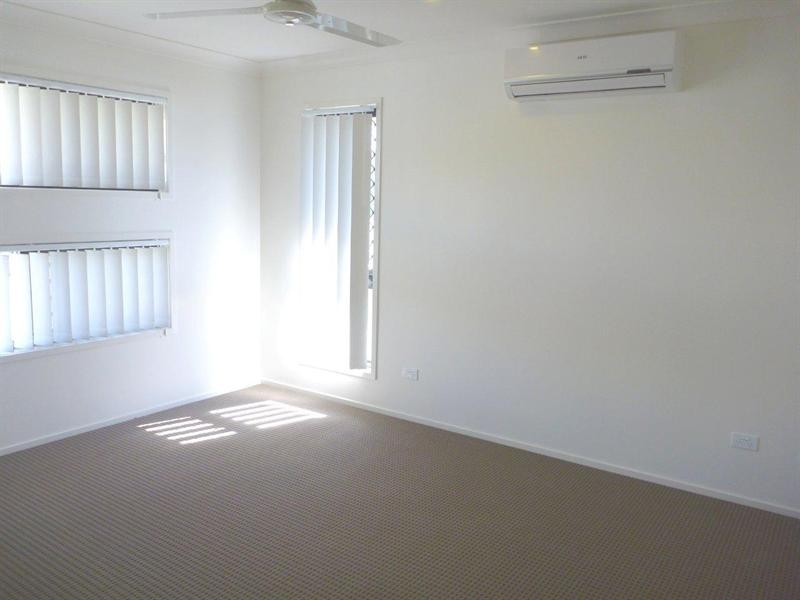 28 Rise Circuit, Pacific Pines QLD 4211