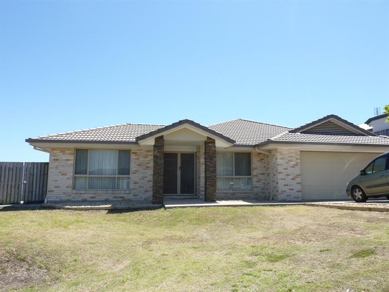 25 Sangster Crescent, Pacific Pines QLD 4211