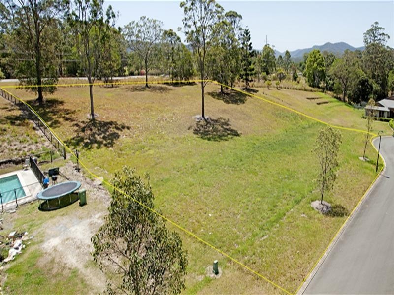 30 John Wayne Close, Maudsland QLD 4210