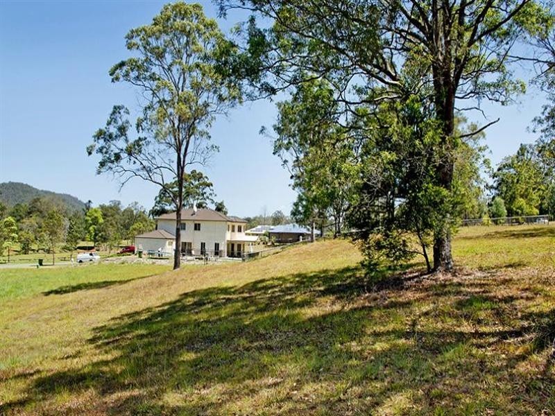 30 John Wayne Close, Maudsland QLD 4210