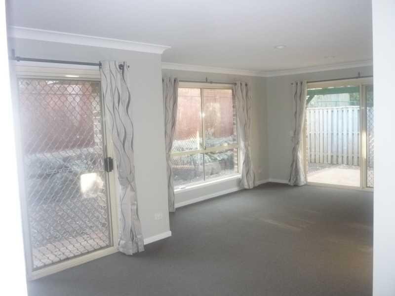 16A Doyalson Place, Helensvale QLD 4212