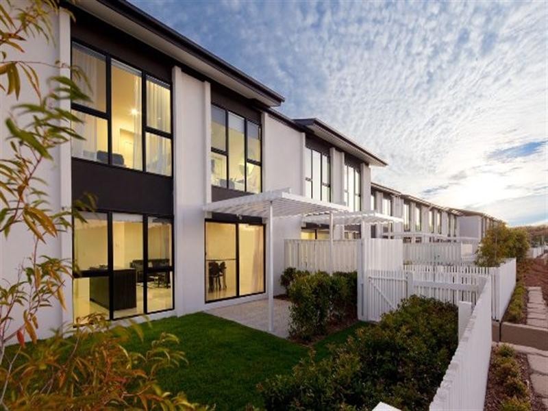 Pacific Pines QLD 4211