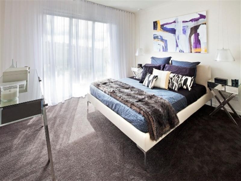 Pacific Pines QLD 4211