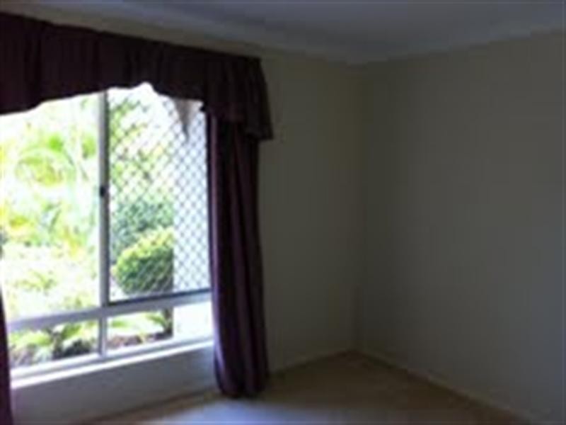 32 Olympus Drive, Robina QLD 4226