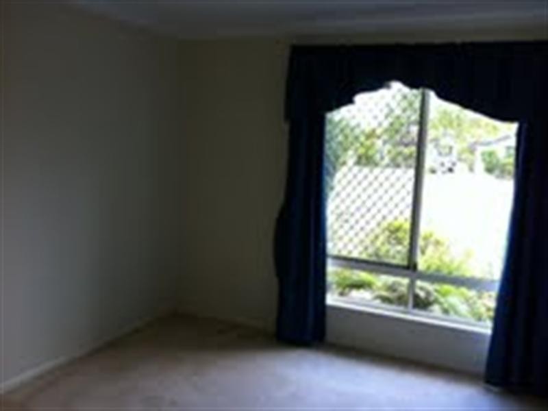 32 Olympus Drive, Robina QLD 4226