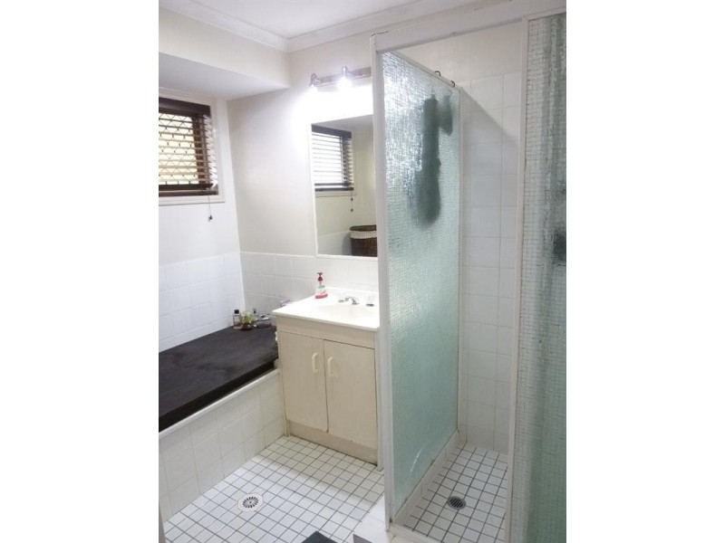 2/22 Artists Street, Oxenford QLD 4210