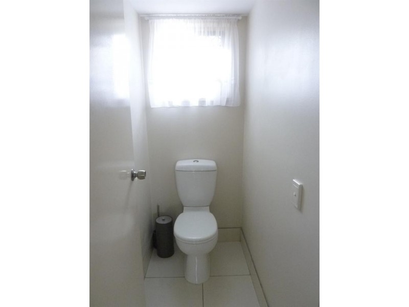 2/22 Artists Street, Oxenford QLD 4210