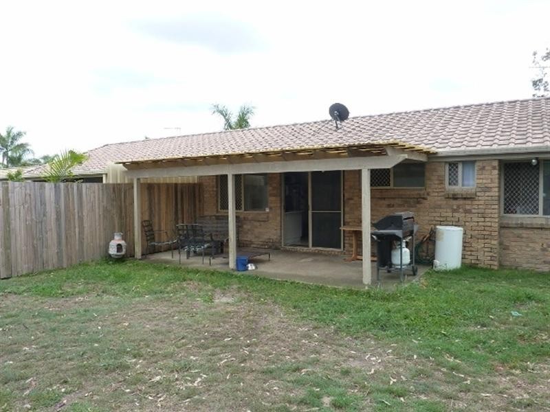 2/22 Artists Street, Oxenford QLD 4210