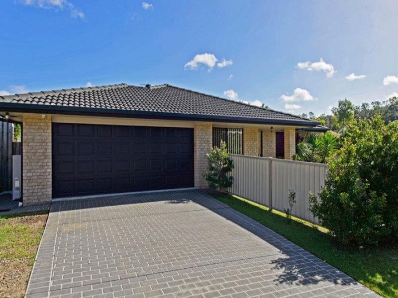 40 Buffalo Crescent, Pacific Pines QLD 4211