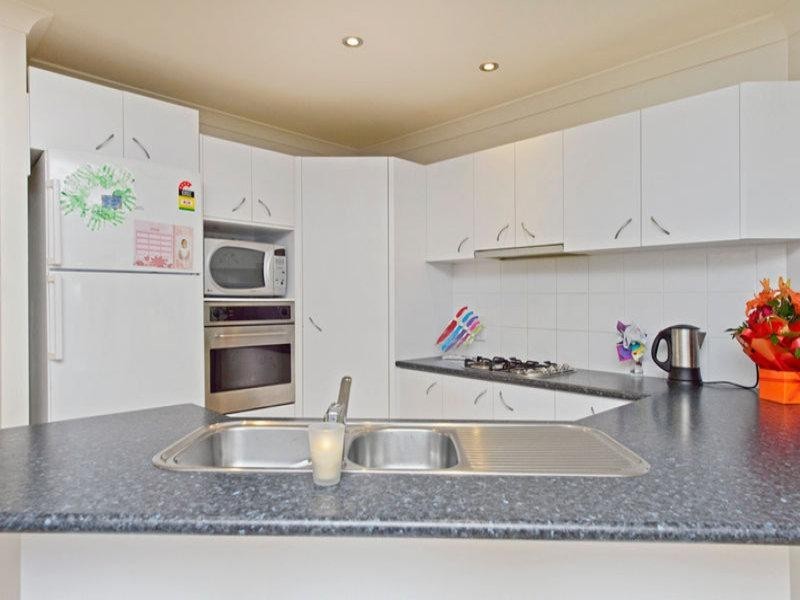 40 Buffalo Crescent, Pacific Pines QLD 4211