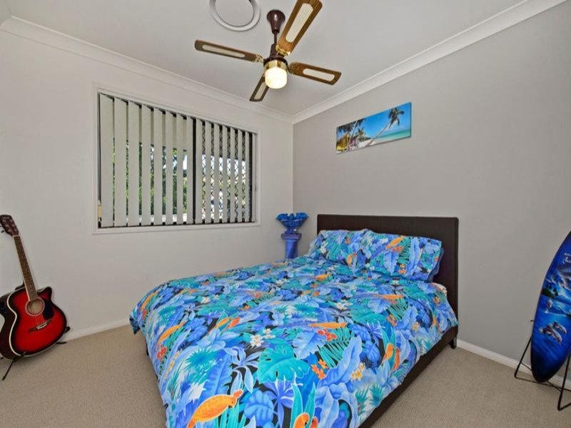 40 Buffalo Crescent, Pacific Pines QLD 4211