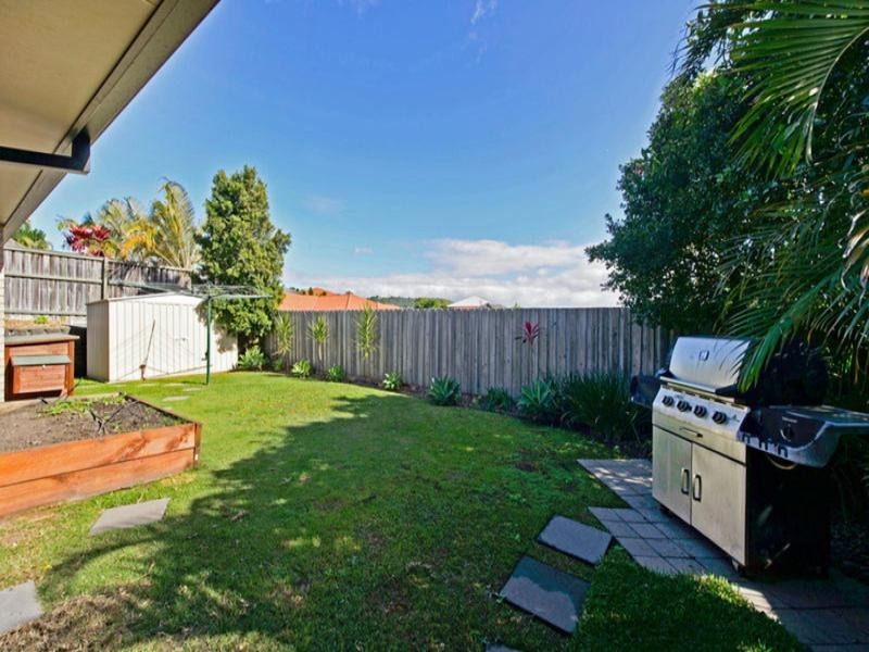 40 Buffalo Crescent, Pacific Pines QLD 4211